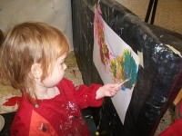 Au début les mains sont propres et j'utilise un pinceau.... (après ça dégénère !!!)