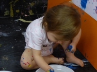 rouge dans le jaune... bah... ça se mélange !