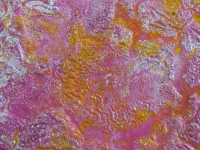 Et le résultat après passage du seche-cheveux, des cratères se sont formés.